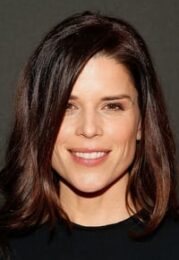 Neve Campbell