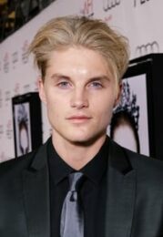 Toby Hemingway