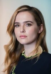 Zoey Deutch