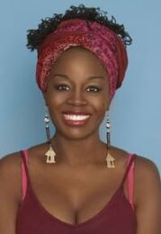 Akosua Busia