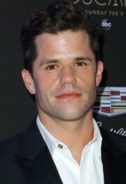 Charlie Carver