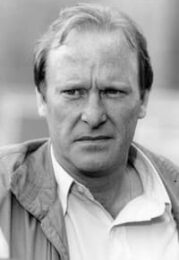 Dennis Waterman