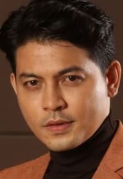 Izzue Islam