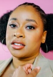 Phoebe Robinson