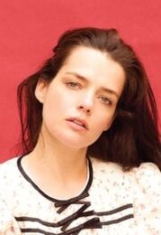 Roxane Mesquida