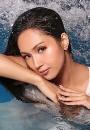 Roxanne Barcelo