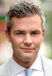 Ryan Serhant